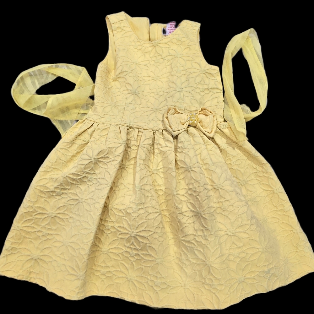 Girls dress
